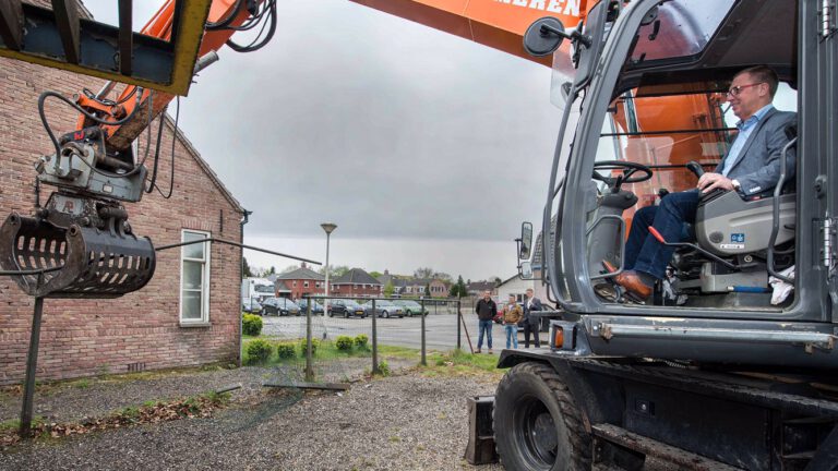 Sloop aan Fabriekstraat is gestart