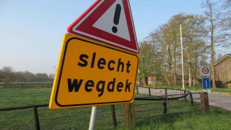 Gemeente Deurne trekt vijf ton uit voor herstel verzakte Soemeersingel Helenaveen