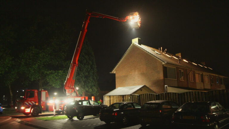 Blikseminslag veroorzaakt brand in woning