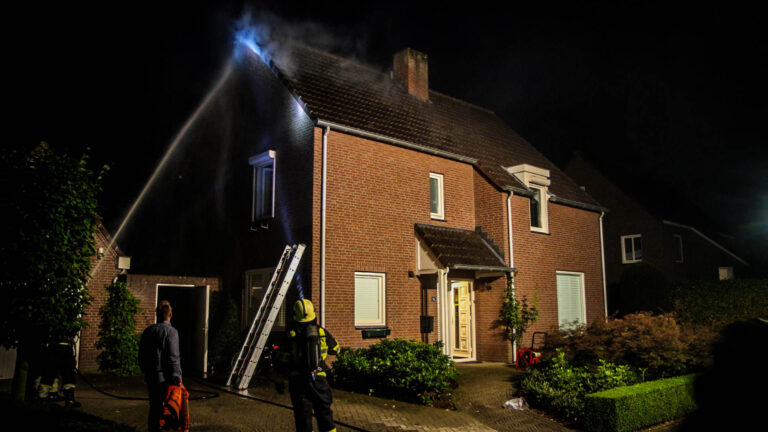 Brand in woning Spaarne Deurne