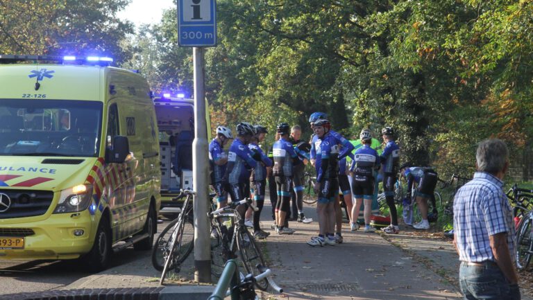 Wielrenners komen ten val op Haageind