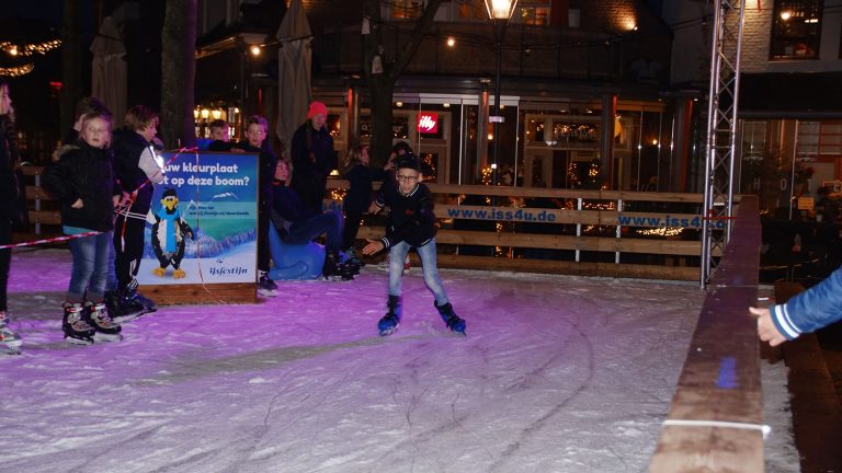 Bekende Deurnenaren strijden om titel Snelste van Deurne bij DMG on Ice