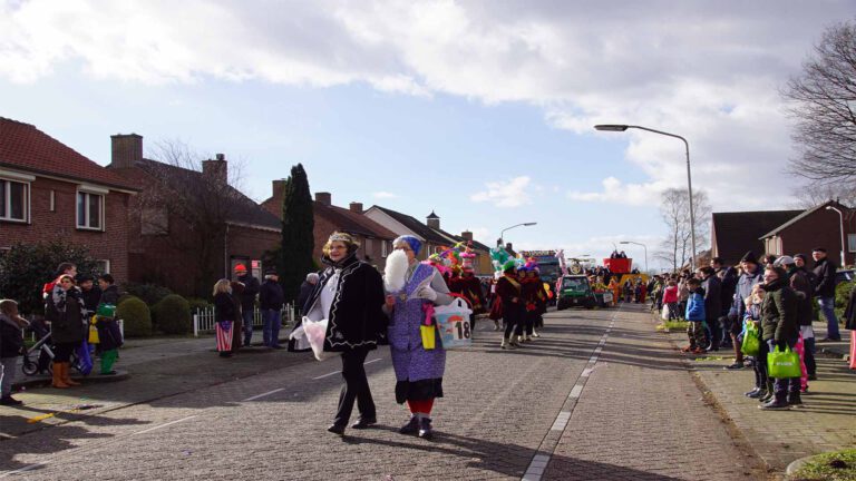 Prima weer voor optocht Pottenbakkers