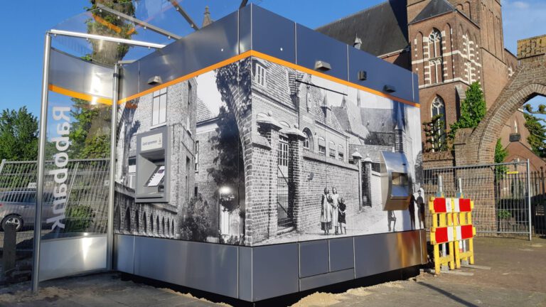 Nieuwe geld- en sealbagautomaat in centrum