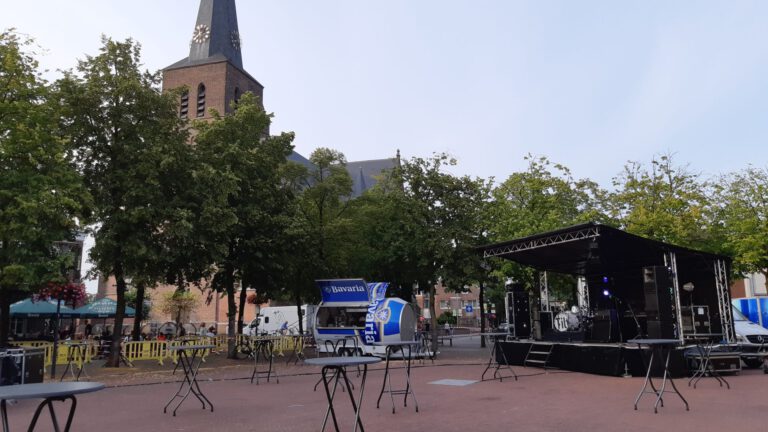 Markt Deurne nog rustig