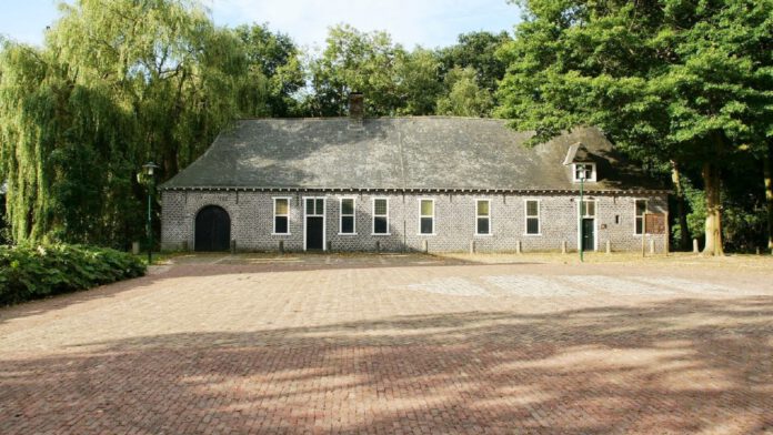 Dinghuis in Deurne