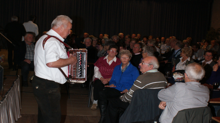 Harmonica en accordeon muziekfestijn in Neerkant