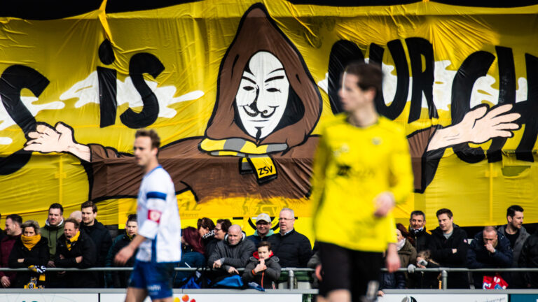 ZSV in extremis naast SV Deurne