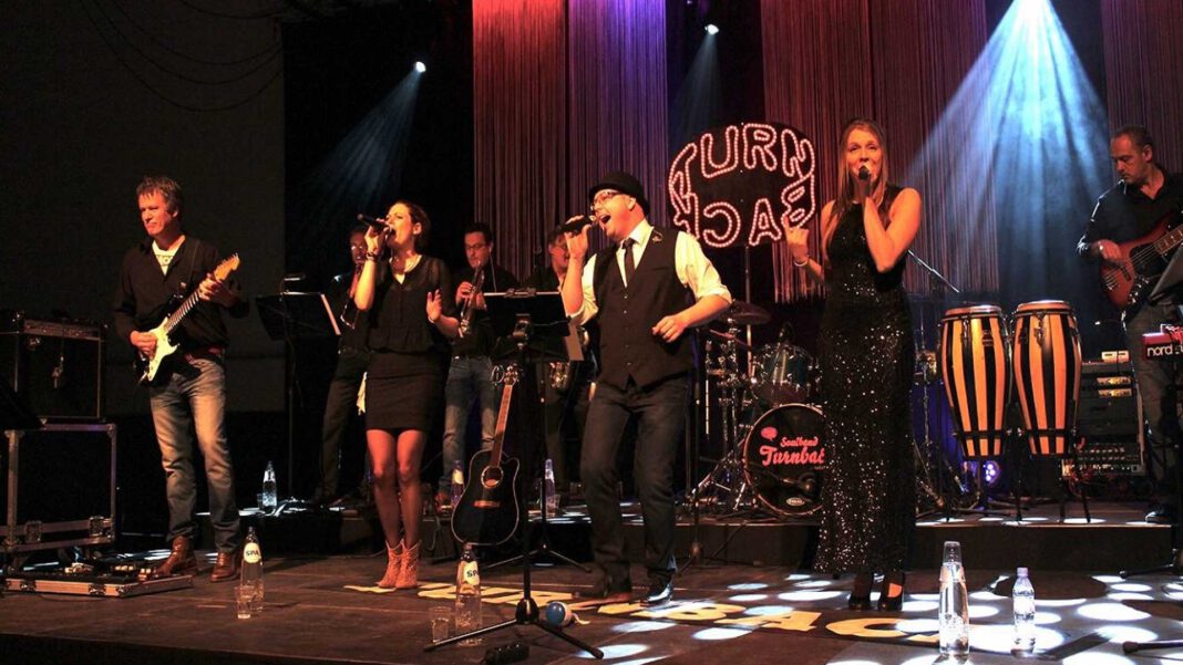 In de zomer elke woensdagavond muziek op de Markt in Deurne Deurne Media Groep
