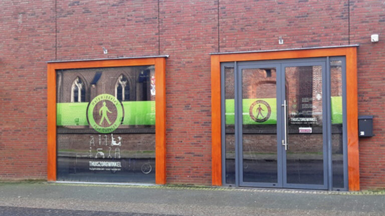 ‘Hulpmiddelen voor ouderen’ opent winkel in centrum van Deurne