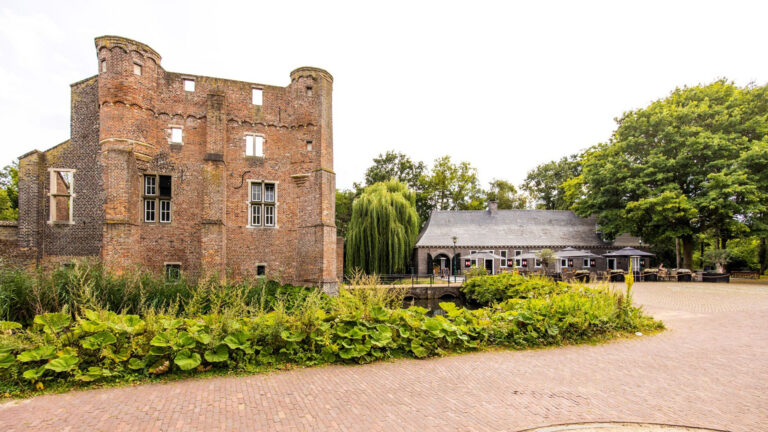 Ossenbeemd en Dinghuis verzorgen ‘Dag van het Kasteel’ op tweede Pinksterdag