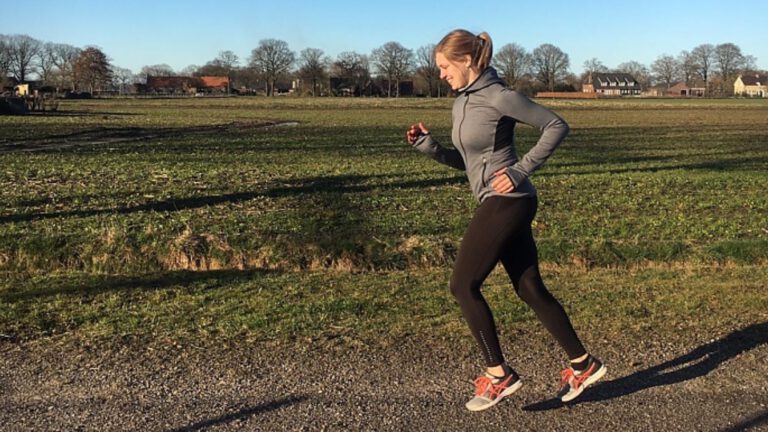 Vlierdense Mariska start actie ‘beweegtegenkanker’ voor KWF