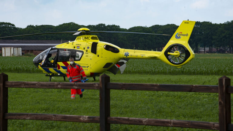 Vrouw zwaargewond door op hol geslagen paard