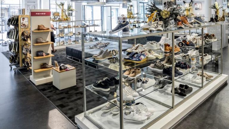 Deurnese broers zetten punt achter schoenenwinkel Fratelli