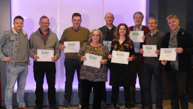 Eerste acht coaches in Deurne aan de slag voor Energiehuis Slim Wonen