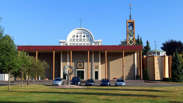 Huisartsenpraktijk Neerkant start met zetten boostervaccinaties in Willibrorduskerk