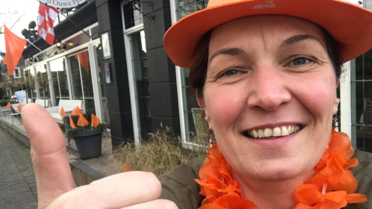 Horeca in de Peel kleurt oranje als protest; ‘Het is genoeg geweest!’