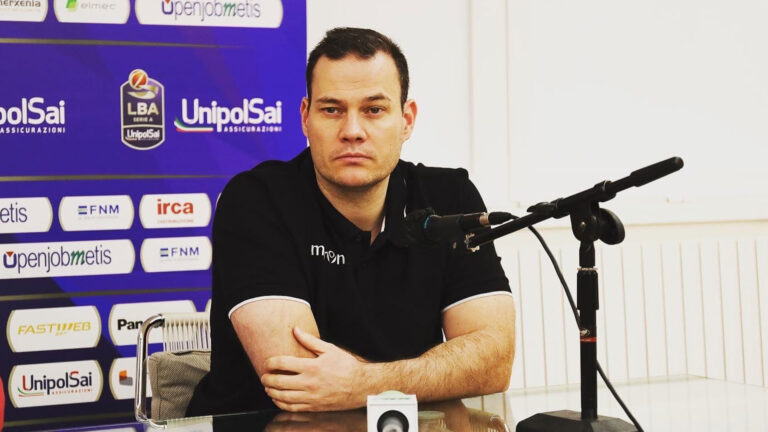 Deurnese Johan Roijakkers nieuwe coach van legendarische Italiaanse basketbalclub