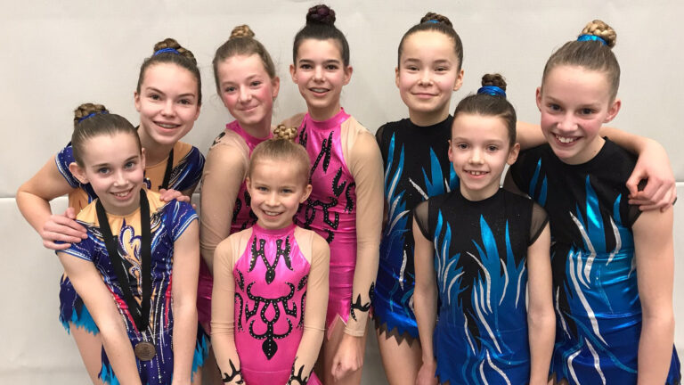 Turnsters KDO nemen deel aan Zuid-Nederlandse kampioenschappen acrogym