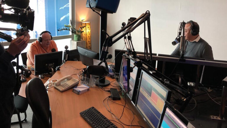 Peter Gillis op DMG Radio: “Laat ze maar komen, heb 4.000 tot 6.000 bedden beschikbaar”