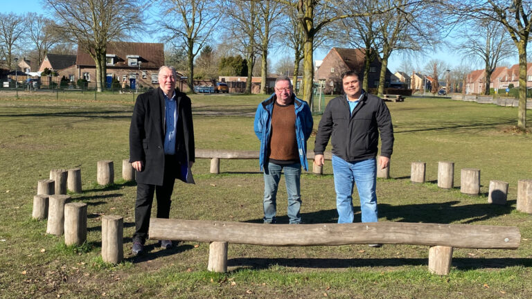 Bewoners St. Jozefparochie knappen braakliggend terrein op