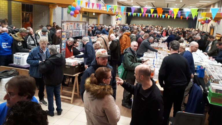 Cd- en Platenbeurs Neerkant; al bijna 40 jaar het mekka voor muziekliefhebbers