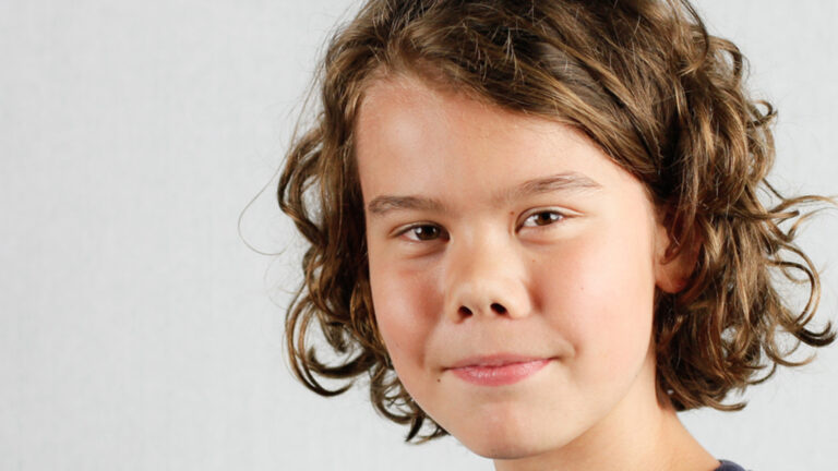 Deurnese Teun van der Laak (13) op de planken als ‘Mafkop’ in musical Oliver