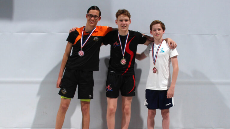 Deurnese zwemmer Wout Serrarens Brabants kampioen op 1500 meter vrije slag