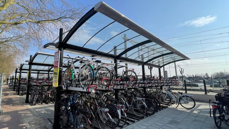 Fietsenstalling station Deurne met 248 extra plaatsen klaar voor de toekomst