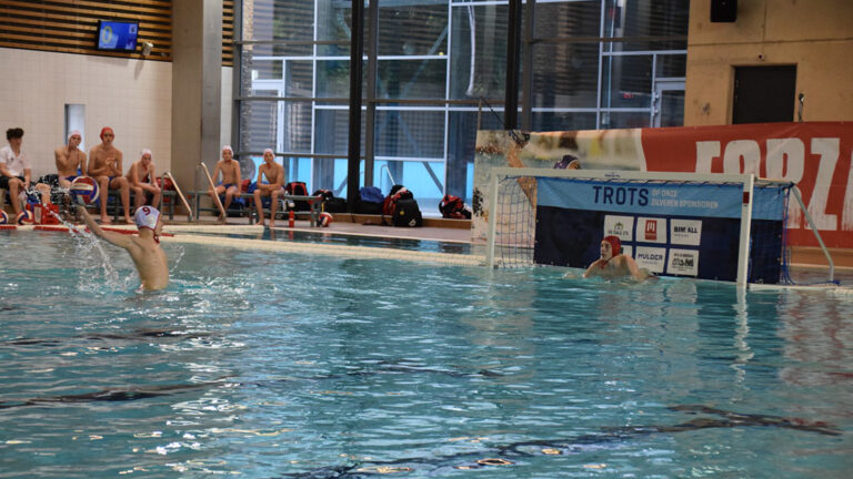 Vierde plaats voor Deurnese Wout Serrarens op NK-waterpolo