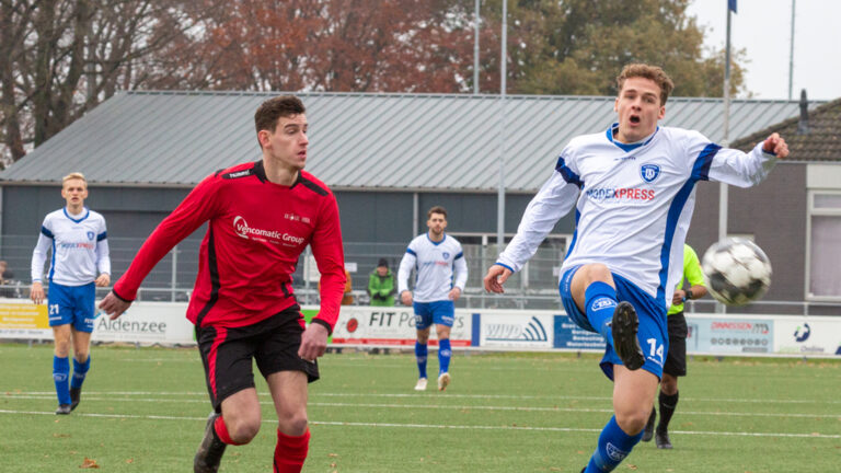 SV Deurne op twaalfde plaats winterstop in na verlies tegen EFC (1-3)