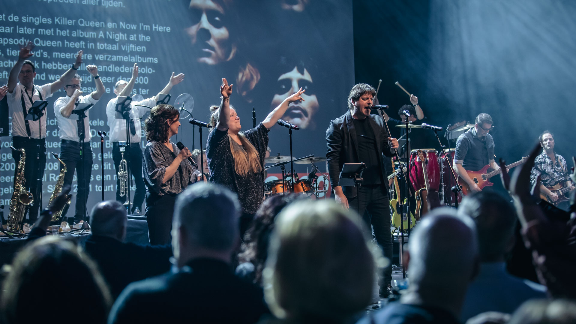 Uit Volle Borst Meezingen Bij Top 2000 Live In Cultuurcentrum Deurne 
