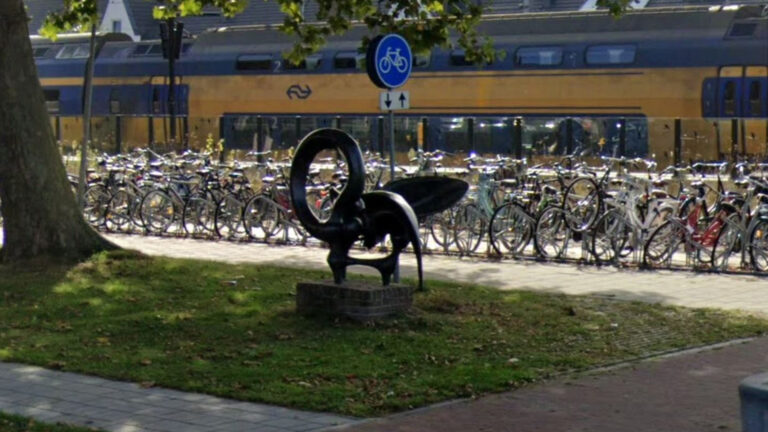 Kunstwerk Joep Coppens mag verplaatst worden; Grote Ringklauwvleugel krijgt prominentere plek