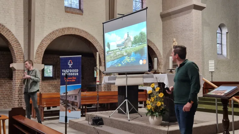 Veel belangstelling voor wonen in Helenaveense Willibrorduskerk