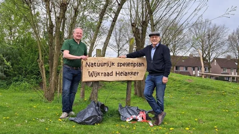 Natuurlijke speelplaats in Heiakkerpark Deurne opgeknapt met nieuwe uitdagingen voor kinderen