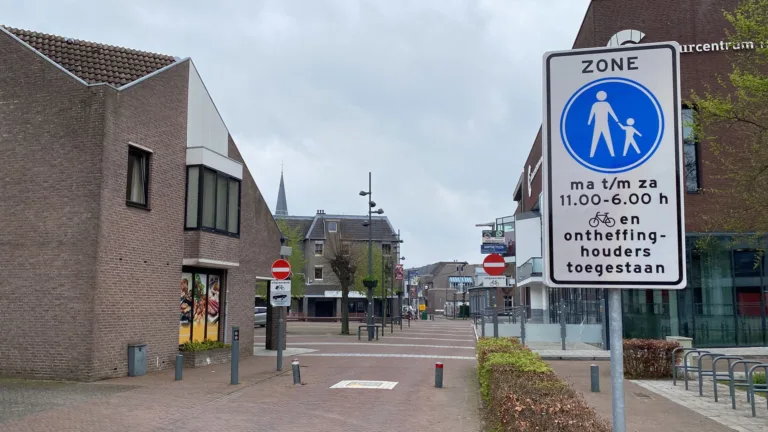 Voetgangersgebied Deurne nu ook op zondagen afgesloten voor gemotoriseerd verkeer