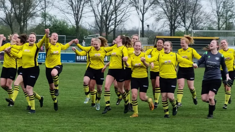 Dames ZSV laten zien waarom ze kampioen zijn; vette winst in Valkenswaard op VV De Valk (0-6)