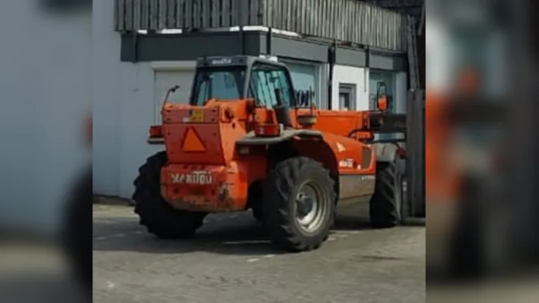 Grote kraanmachine gestolen van parkeerplaats in centrum Deurne