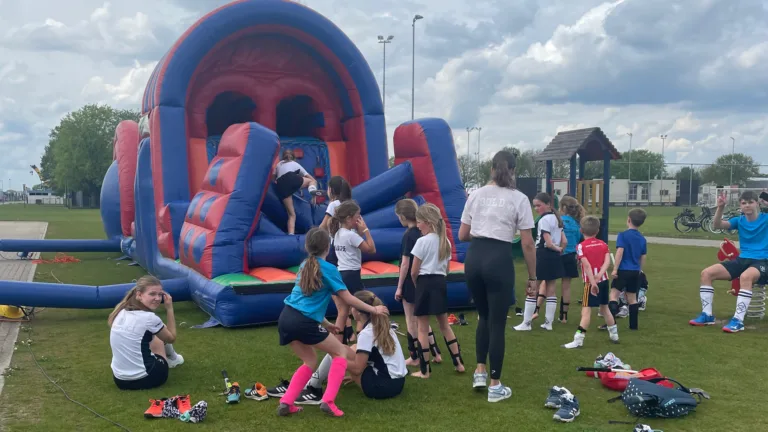 Meivakantie afgesloten met spellenmiddag bij MHC Deurne