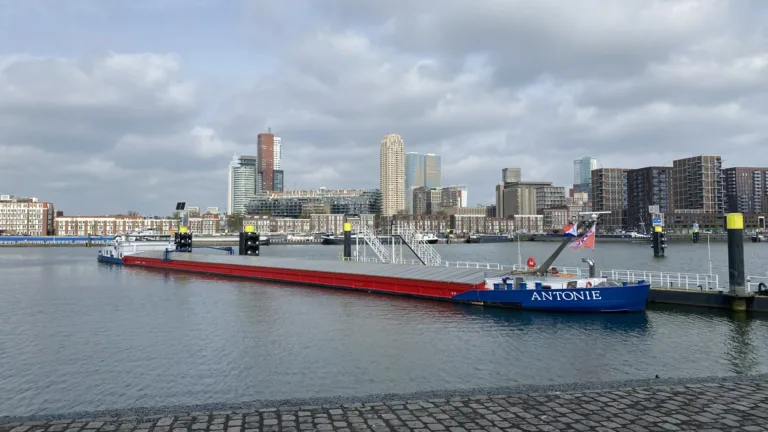 Deurnese Ebusco levert batterijen voor eerste waterstof-binnenvaartschip