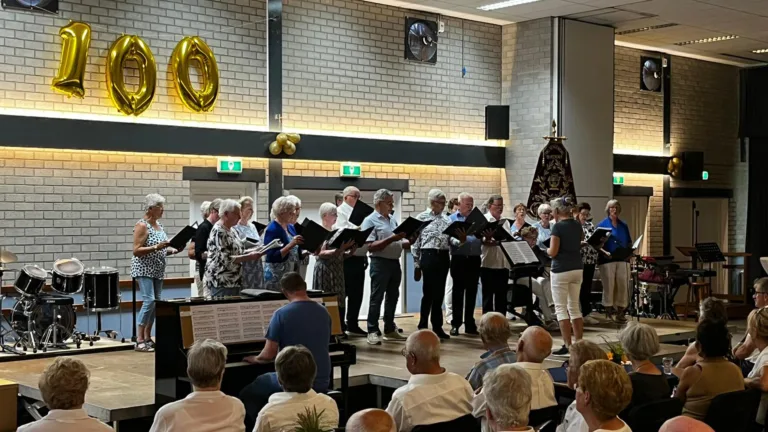 Muziekmiddag 100-jarig jubileum De Veengalm brengt koren bij elkaar in Neerkant