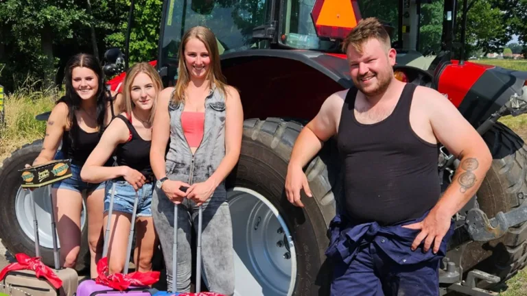Boeren uit regio verzamelen zich bij Brokkenbal in Deurne