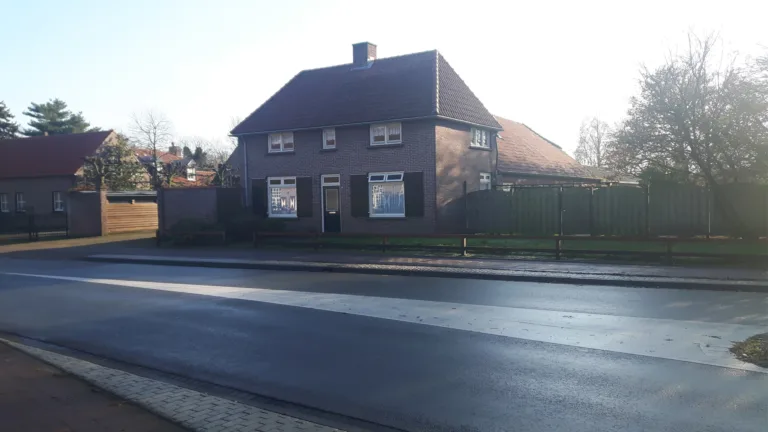 Bewoners Veldstraat voelen zich bedrogen: ‘Aldi heeft al koopovereenkomst voor parkeerplaats’