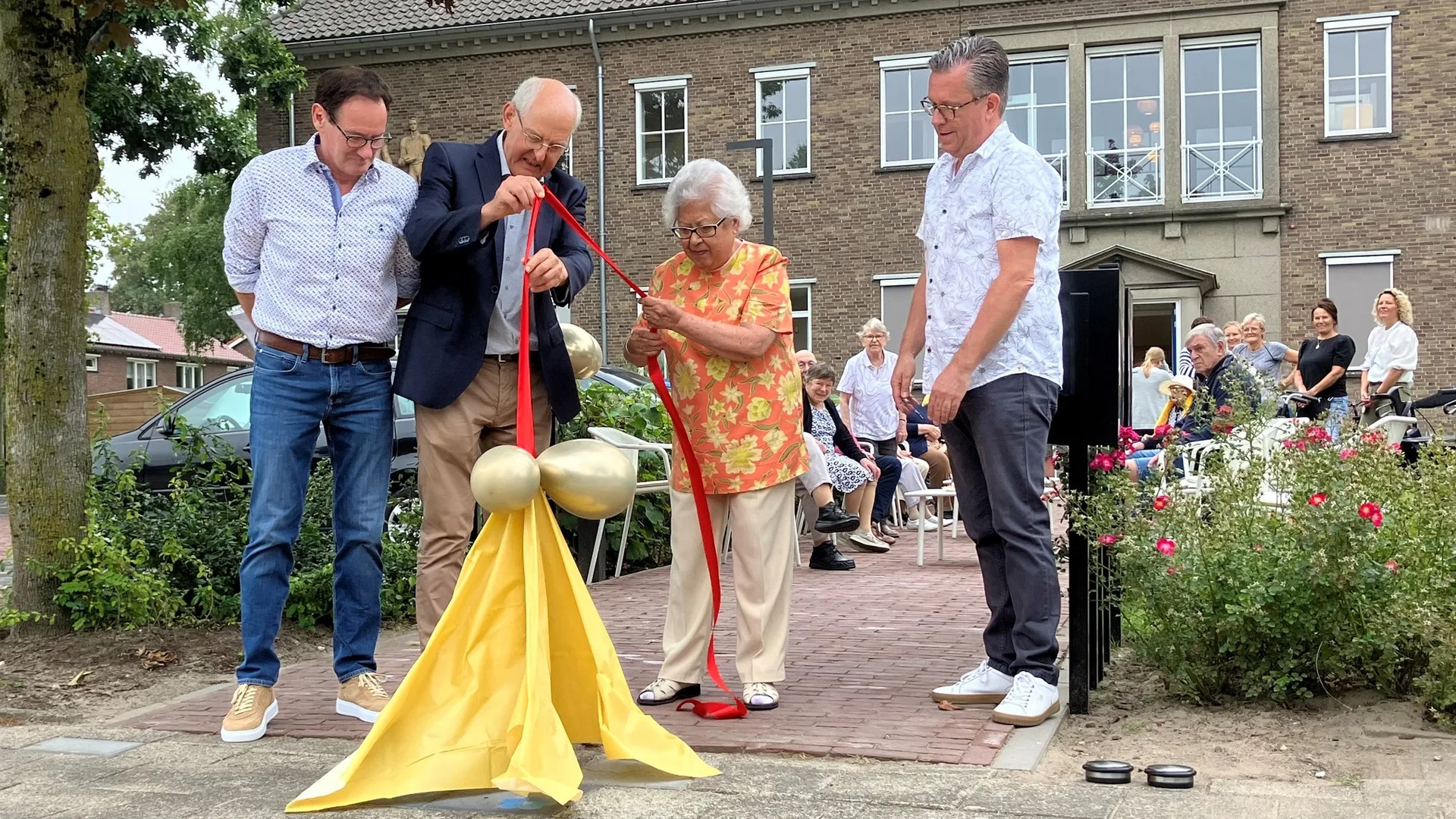 The Forget-me-not-pad opened in the guesthouse as a symbol of dementia-friendly Deurne