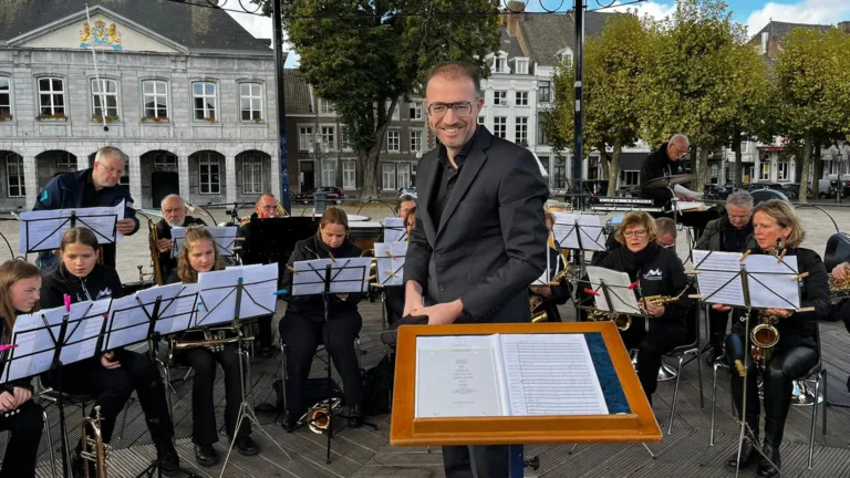 Muziekvereniging Sint Willibrordus Neerkant treedt op in Maastricht en Aken tijdens internationale concertreis