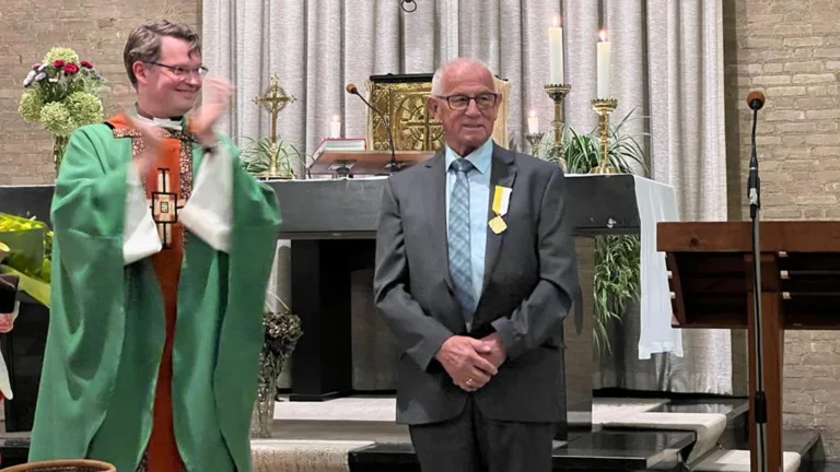 Pauselijke onderscheiding voor organist en dirigent Theo van Teeffelen uit Neerkant