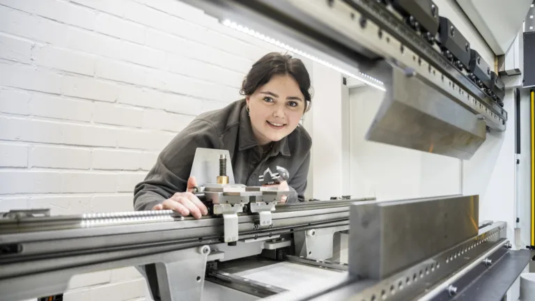 TechniekCentrum Brainport Deurne krijgt subsidie voor samenwerking met mbo-scholen en bedrijfsleven