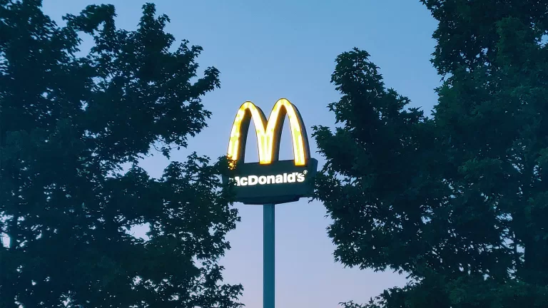 Plannen voor vestiging McDonald’s in Deurne op plek Zaal Van de Putten