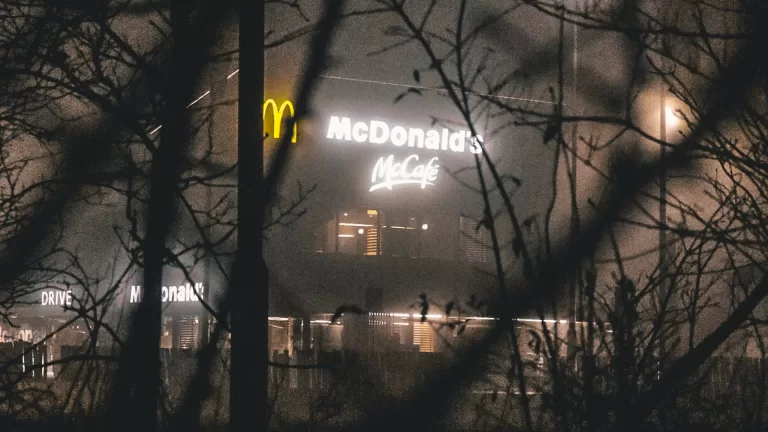 Gemeente gaat in gesprek met McDonald’s over ongerustheid in Walsberg en alternatieve locatie in Deurne