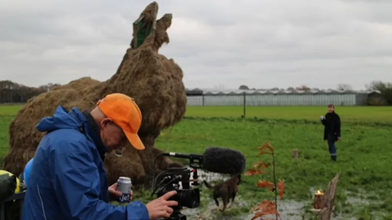 Rauwe film ‘De Gloeiige’ van Deurnese Erik van Lieshout brengt kloof tussen stad en platteland in beeld